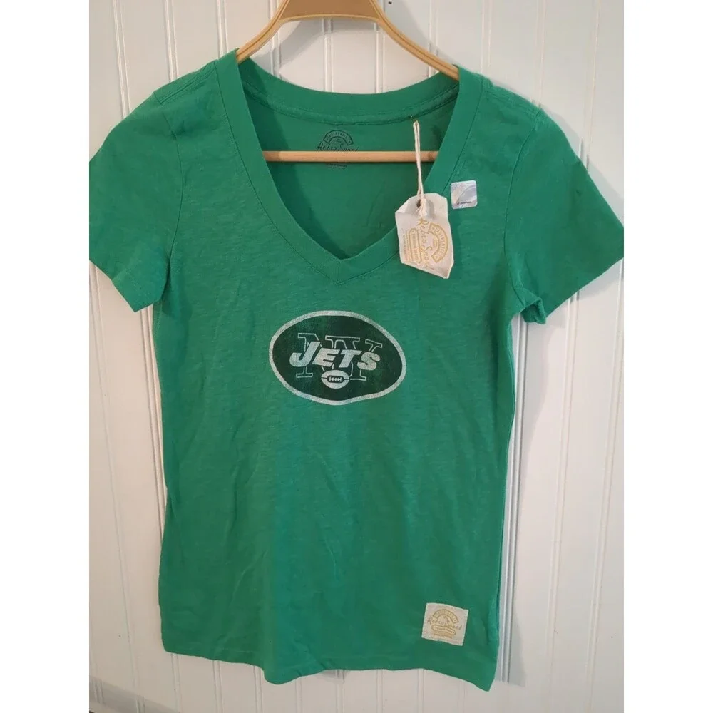 NWT Ladies M Retro Sport NY Jets NFL V Neck T-Shirt
